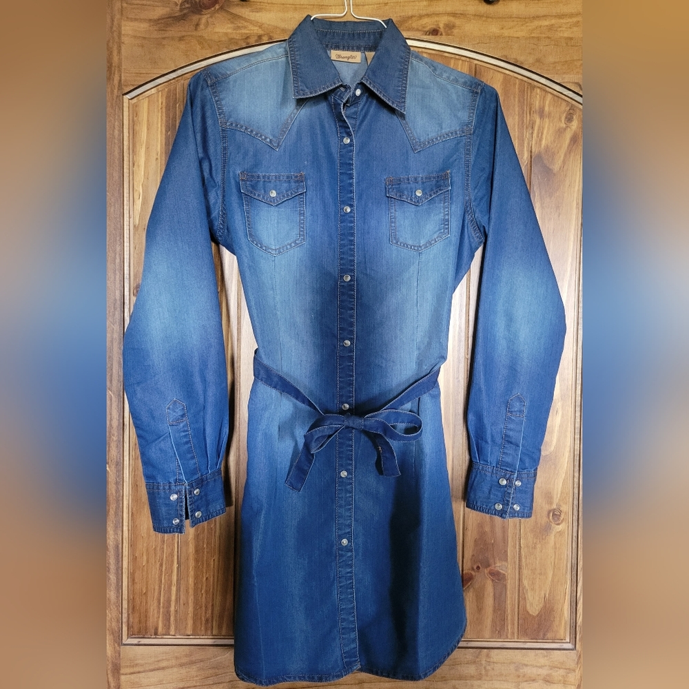 Wrangler denim dress, size small